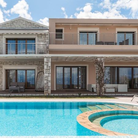 Luxury Villa Hera - Beachfront Roda  Exterior foto