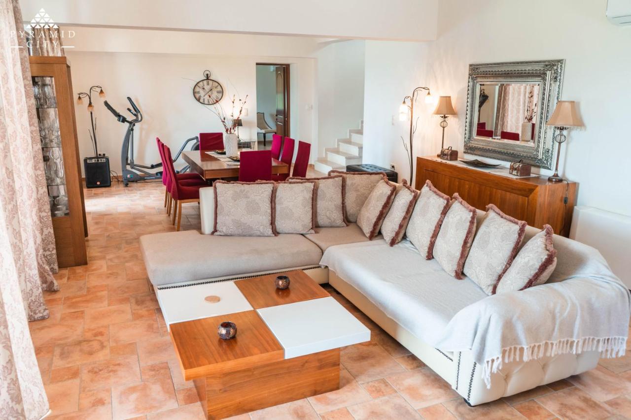 Luxury Villa Hera - Beachfront Roda  Exterior foto